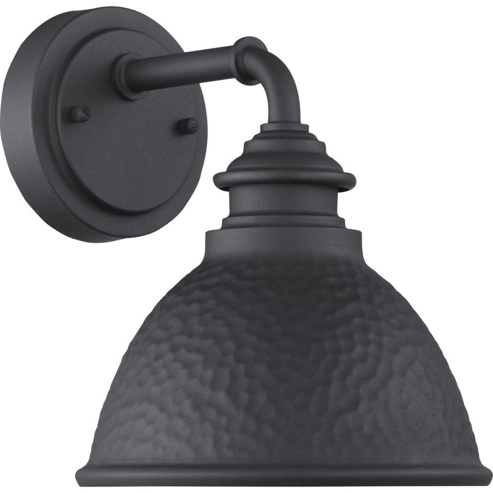 1-100W MED WALL LANTERN